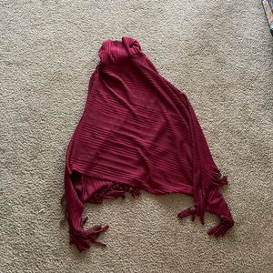 Poncho - maroon